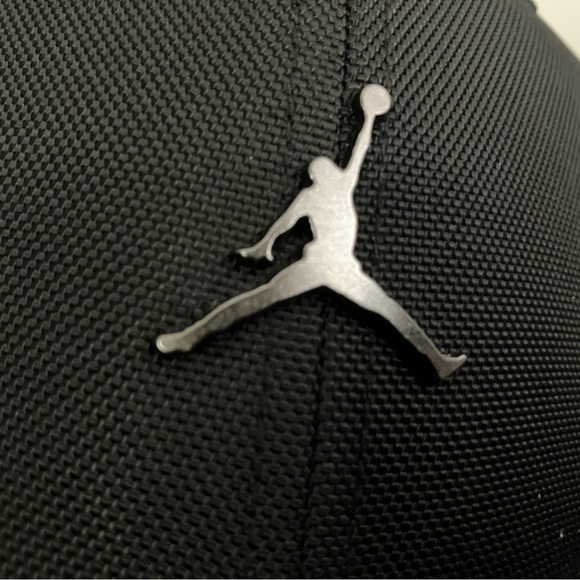 Nike Jordan Jumpman Rise Cap Metal Logo NWOT Hat - Picture 3 of 8
